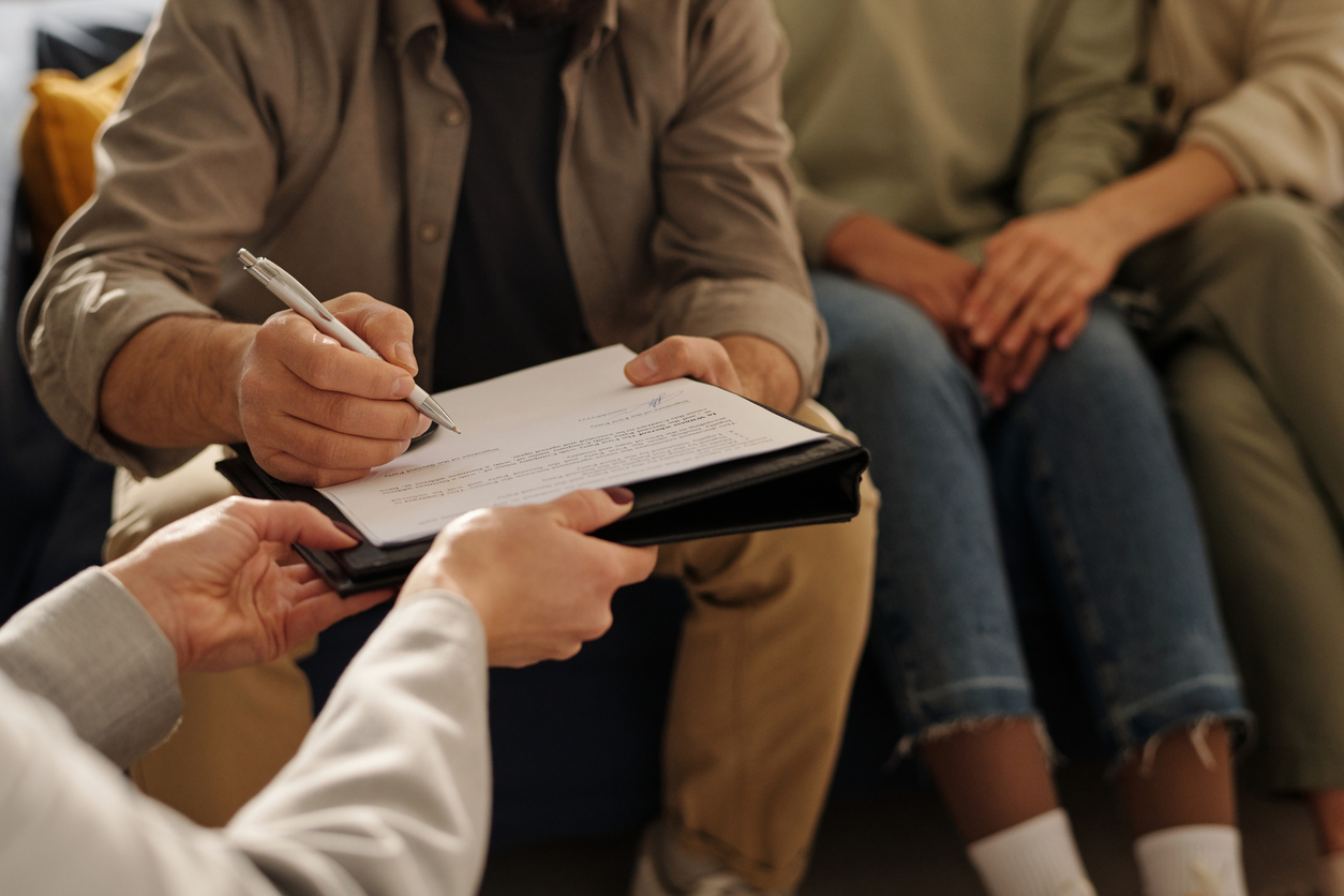 How a Los Angeles Child Custody Attorney Can Help You Navigate Custody Battles